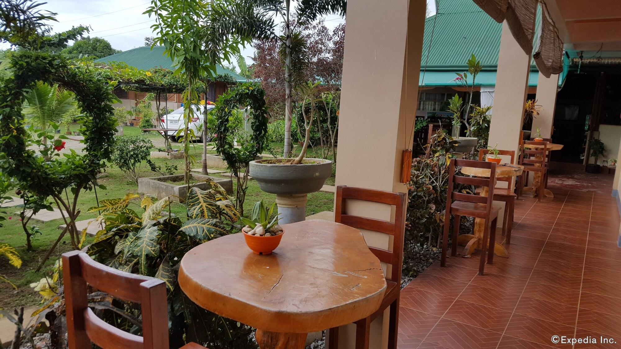Michelle Pension Puerto Princesa Екстер'єр фото